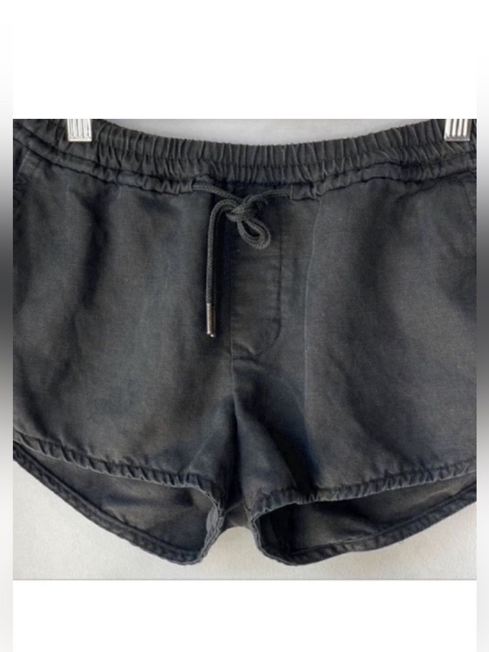 Aritzia Community Linen Blend Habitus Shorts
